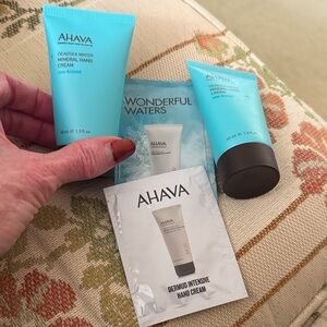 AHAVA Sea-Kissed Mineral Hand Cream - Blue and White